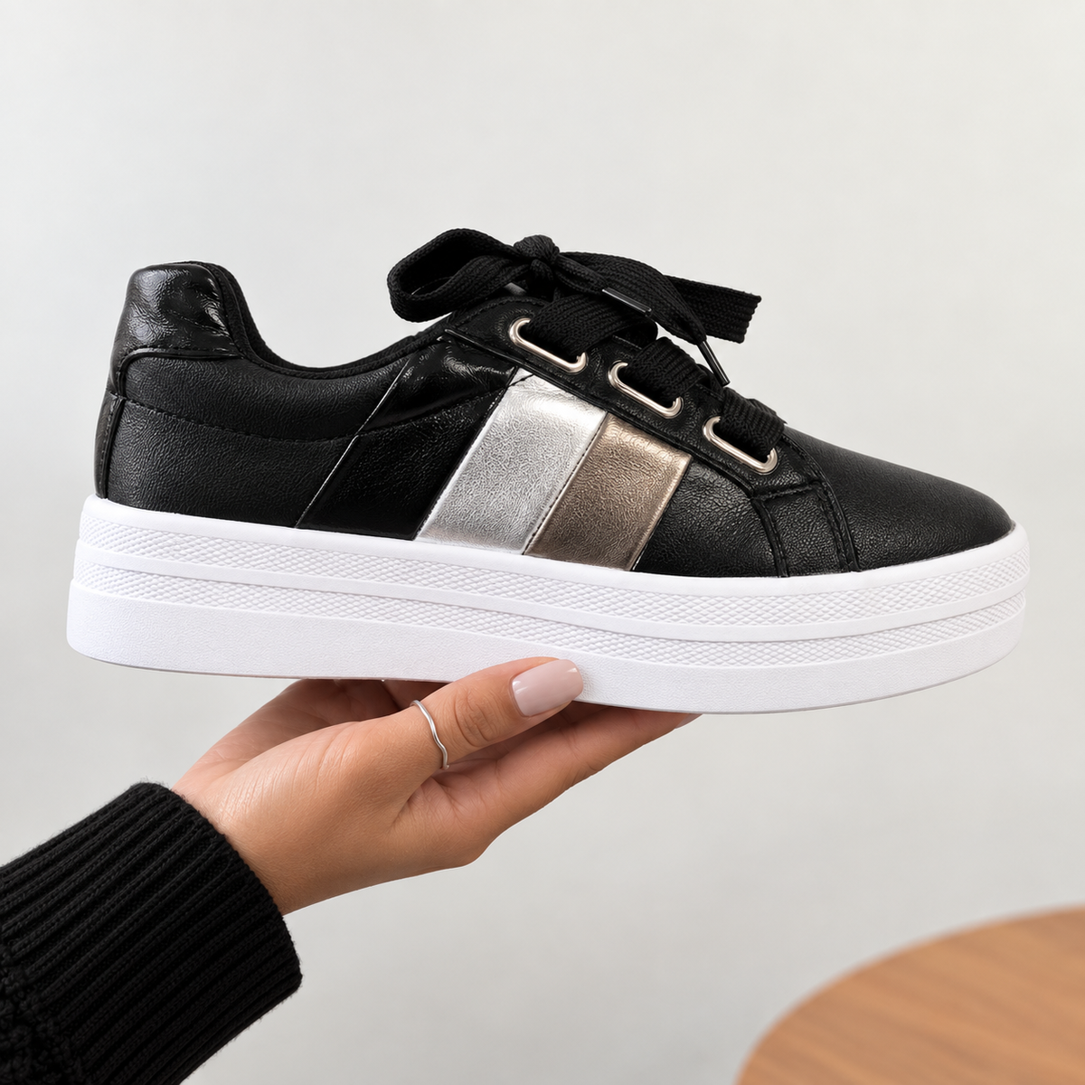 VALERIA Negro/ Plata/ Inox