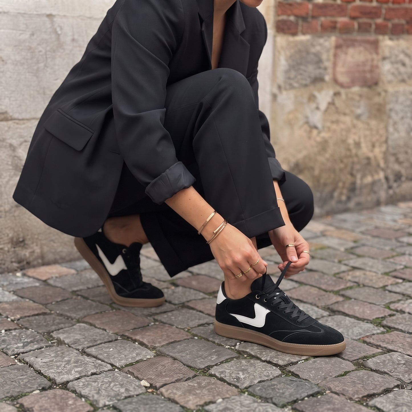 BUDAPEST Negro Dakar con Blanco